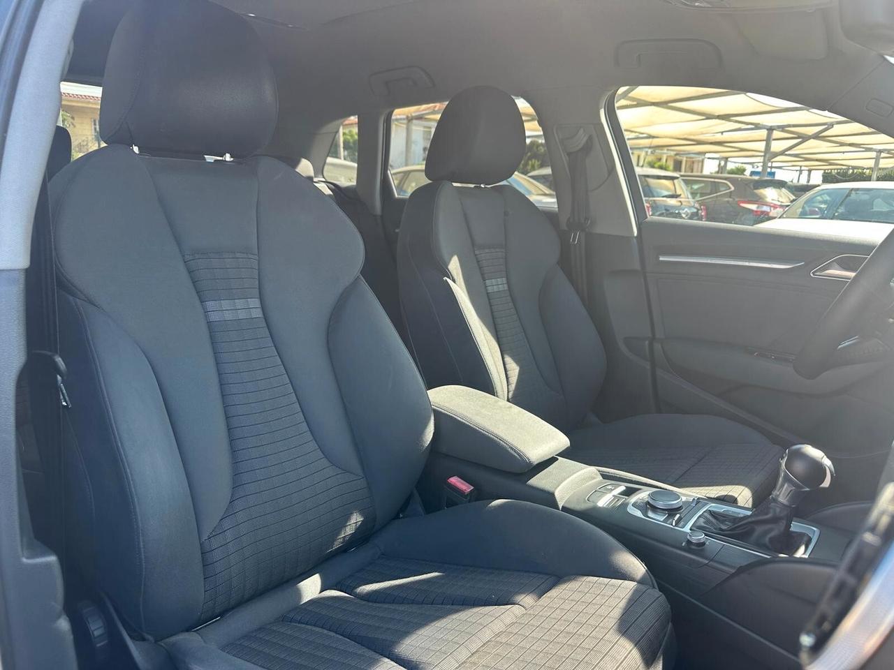 Audi A3 1.6 Sport Automatica