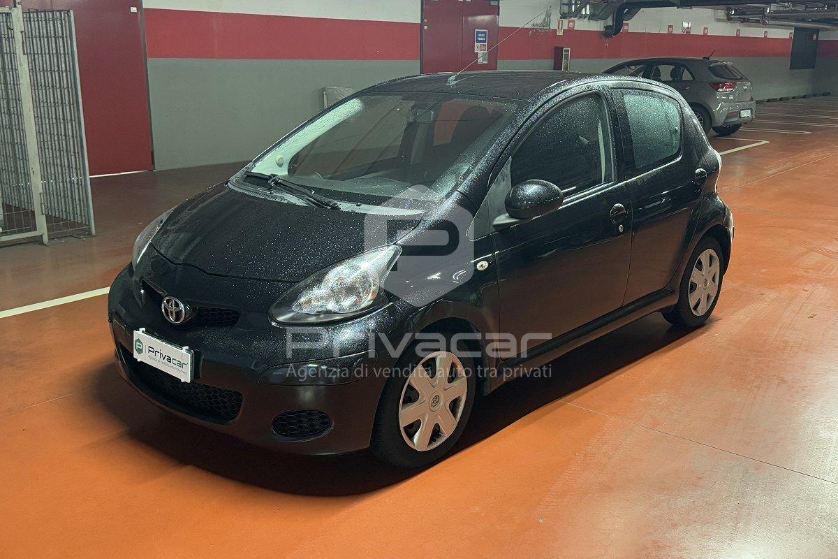 TOYOTA Aygo 1.0 12V VVT-i 5 porte Deep Ocean Connect