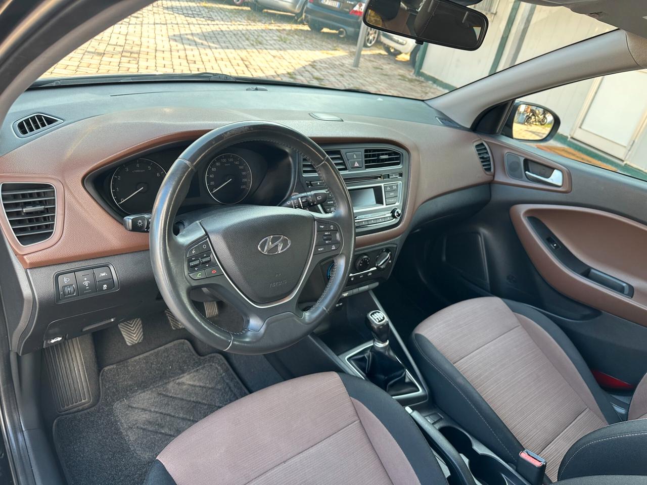 Hyundai i20 1.2 84 CV 5 porte Comfort