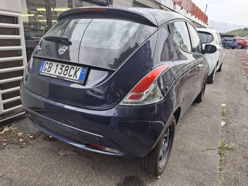 Lancia Ypsilon III 2015 1.2 Gold s&s 69cv my19