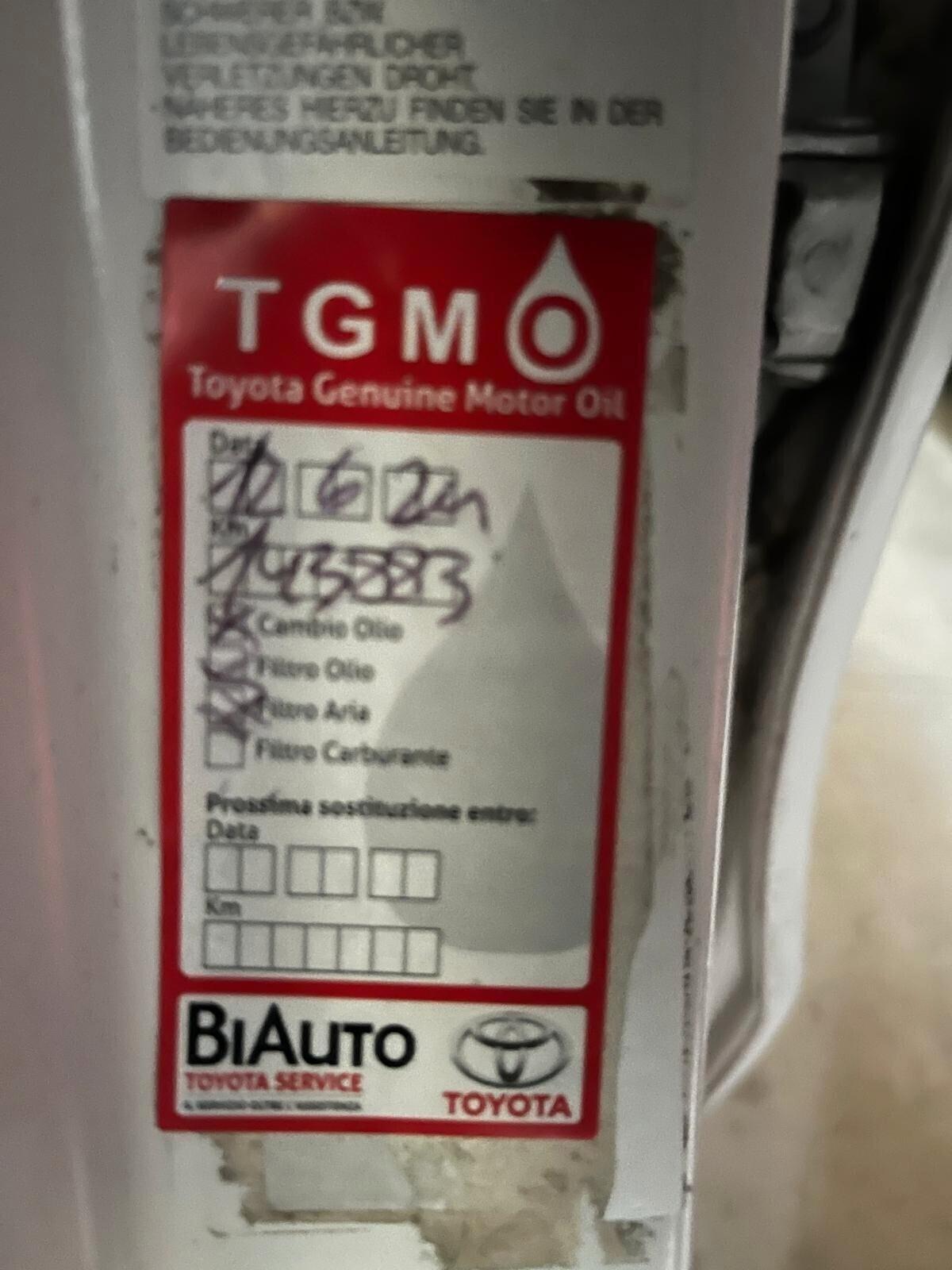 Toyota Yaris 1.0 5 porte Sol UNICO PROPRIETARIO TAGLIANDATA TOYOTA UNICO PROPRIETARIO