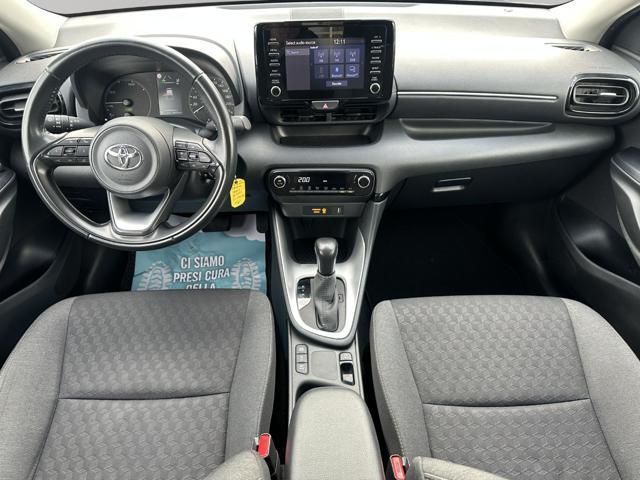 TOYOTA Yaris 1.5 Hybrid 5 porte Business