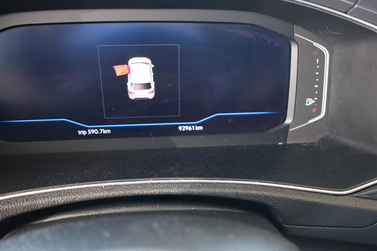 VOLKSWAGEN T-ROC 1.5 TSI ACT ADVANCED BlueMotion Technology