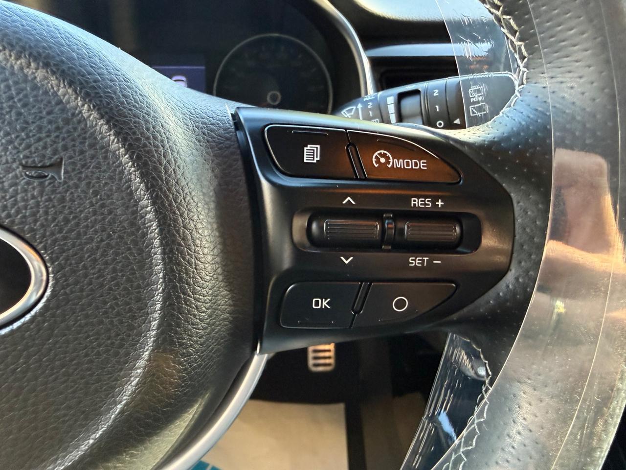 Kia Stonic 1.4 MPI 100 CV - Neopatentati