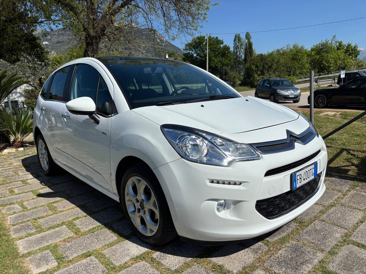 Citroen C3 1.2 82CV Exclusive-12/2015"KM 59.000"