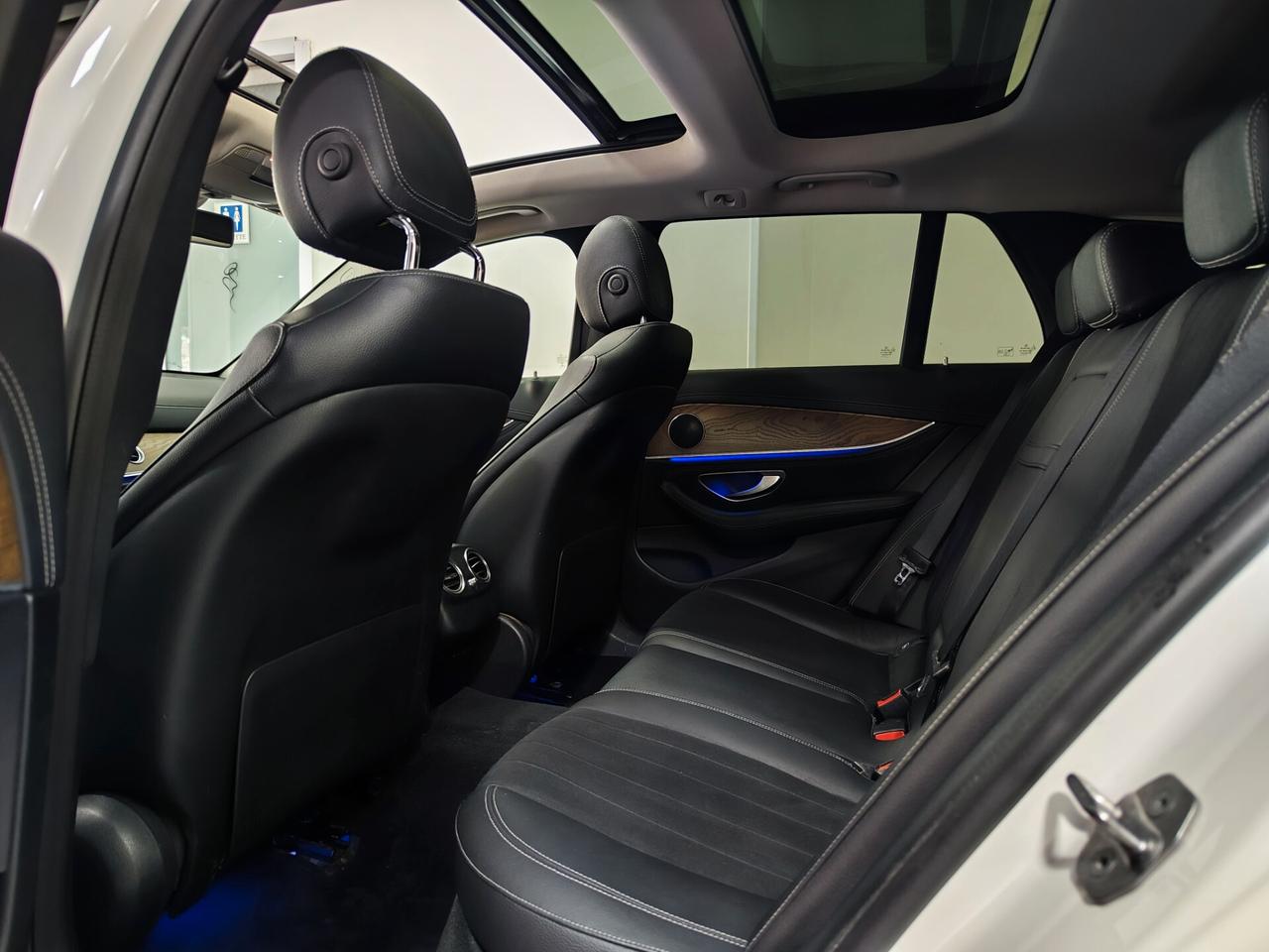 Mercedes-benz Classe E 220 d Premium Plus TETTO LED