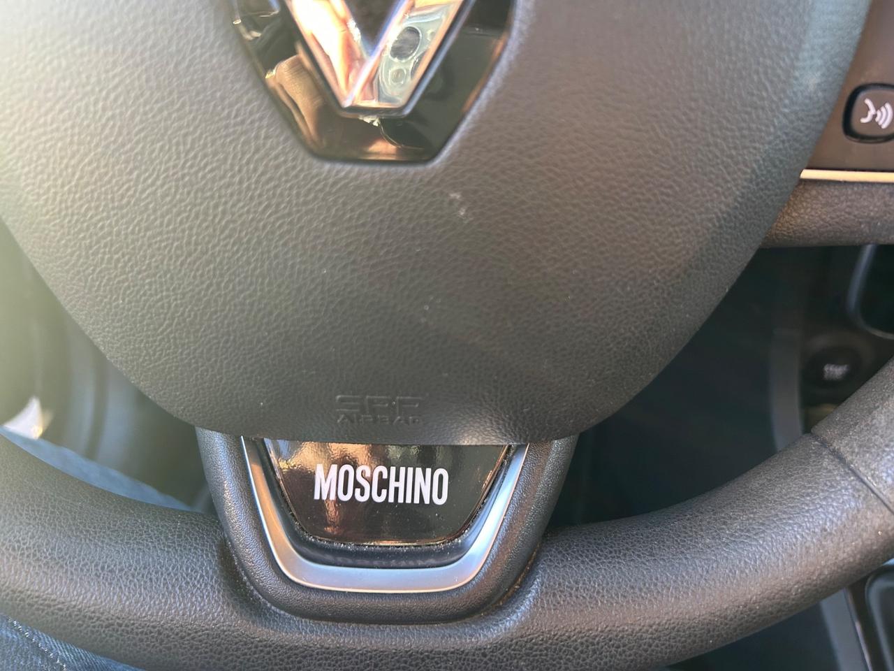Renault Clio dCi 8V 75 CV 5 porte Moschino Zen