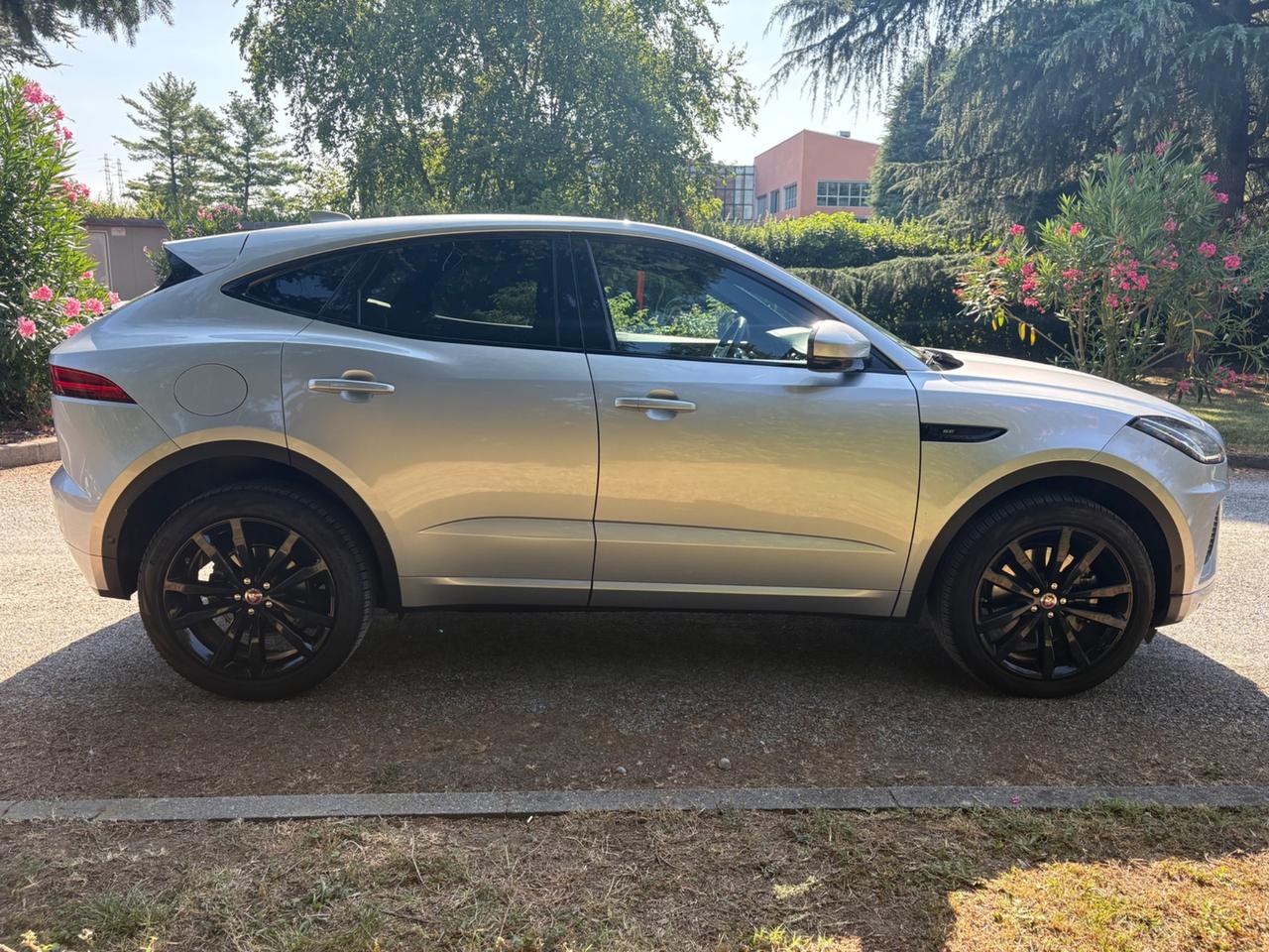 Jaguar E-Pace 2.0 R-Dynamic SE awd 200cv auto(unicoprop.)