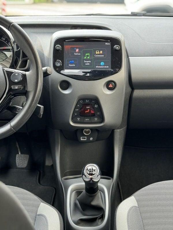 Toyota Aygo 1.0 VVT-i 72 CV 5p x-play