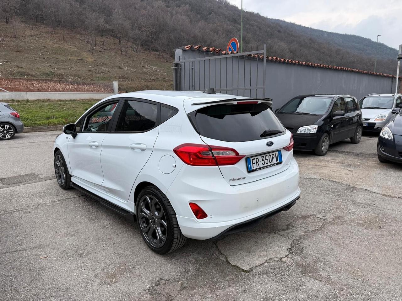 FORD FIESTA 1.1 S.T. LINE 5 P OK NEOP.