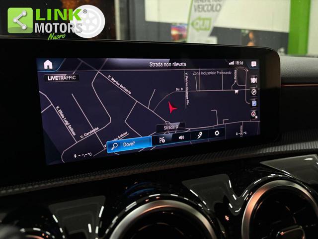 MERCEDES-BENZ A 200 d Premium AMG Line