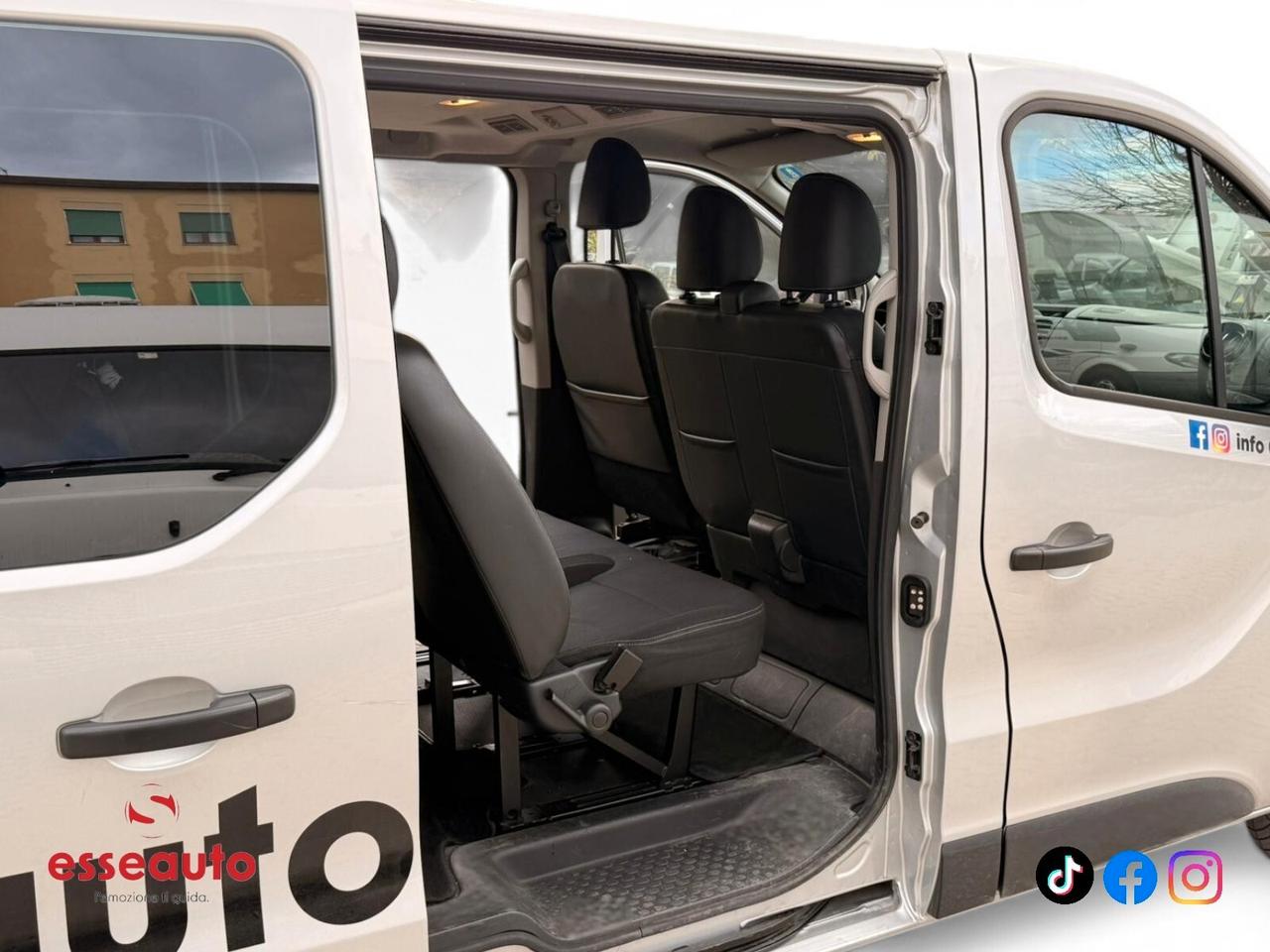 Nissan NV300 1.6 dCi 125cv 9 POSTI IVA ESPOSTA