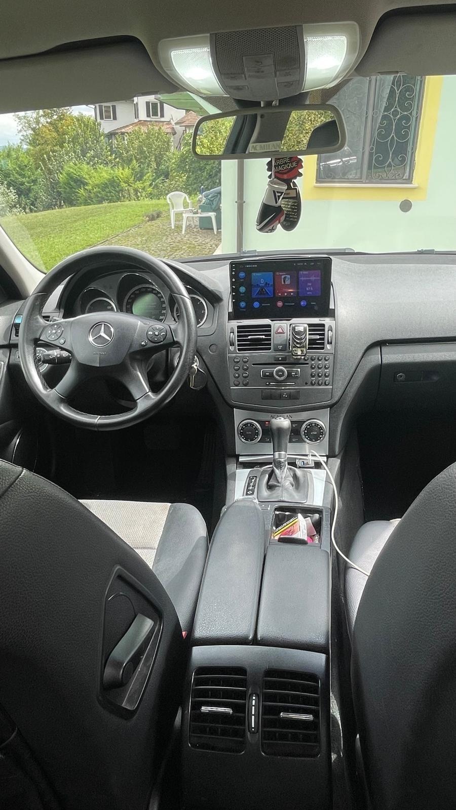 Mercedes-benz C 220 200 CDI BlueEFFICIENCY Avantgarde