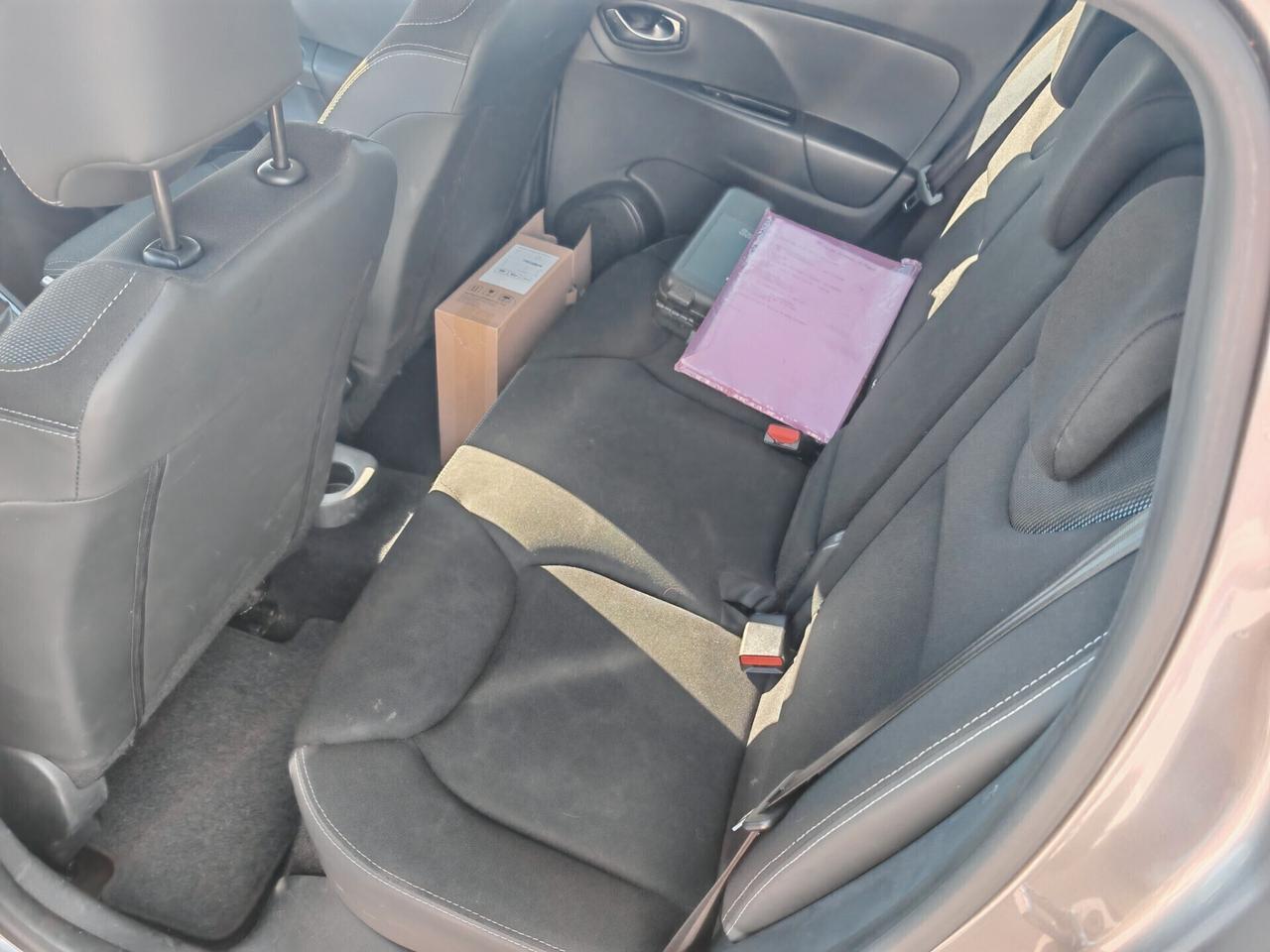 Renault Clio 1.2 75CV GPL 5 porte Costume National