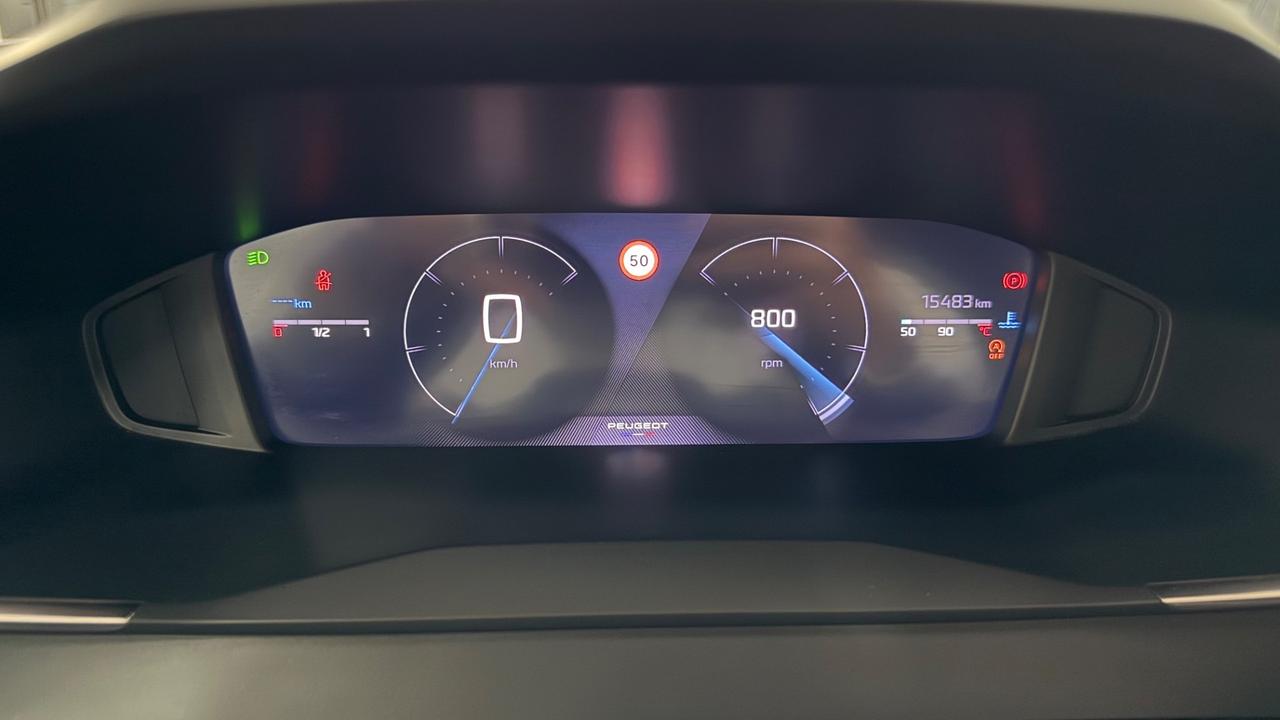 Peugeot 2008 1.2 benz 101cv ALLURE