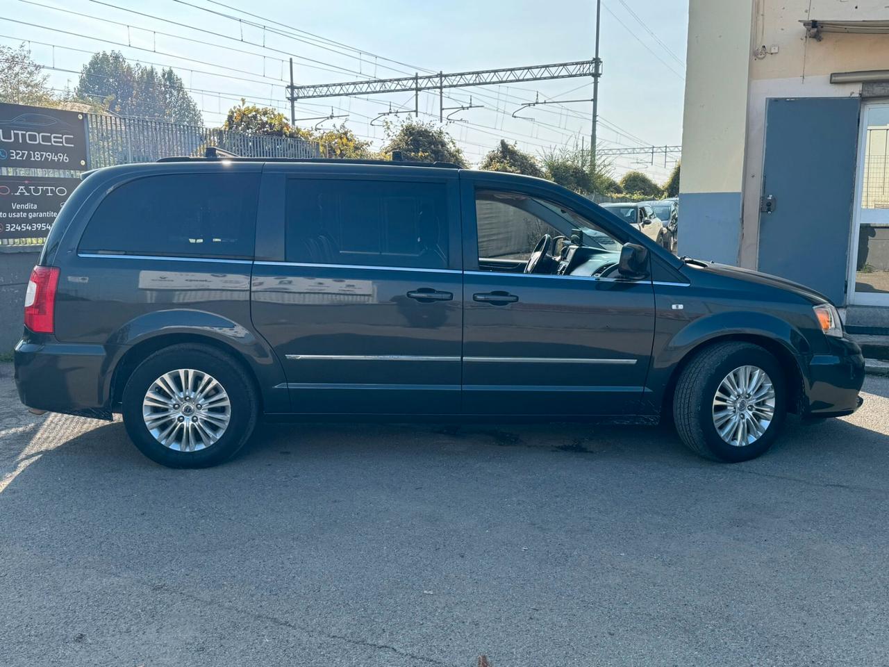 Lancia Voyager 2.8 Turbodiesel Platinum 163 CV