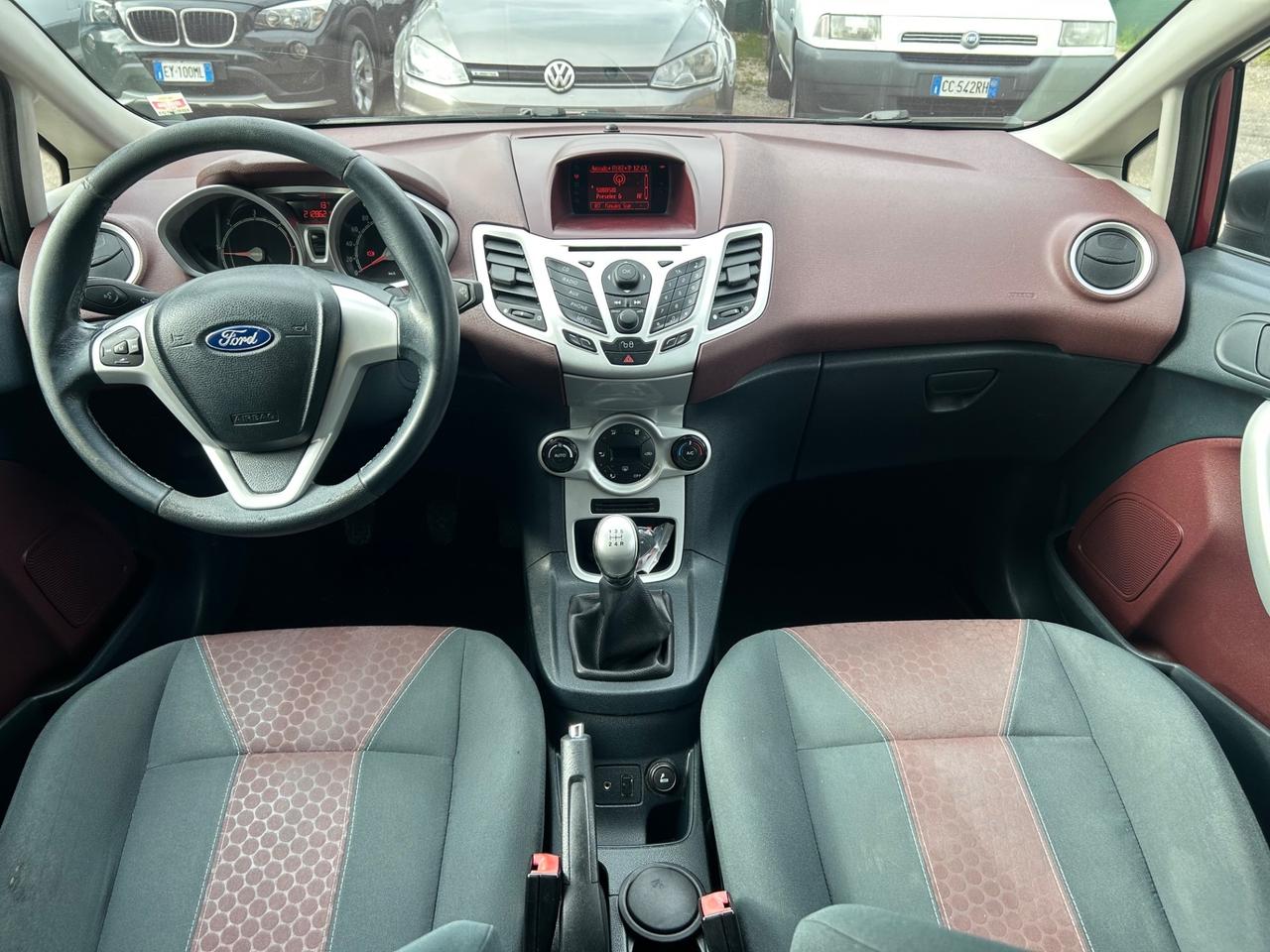 Ford Fiesta 1.4 TDCi 5p. Titanium