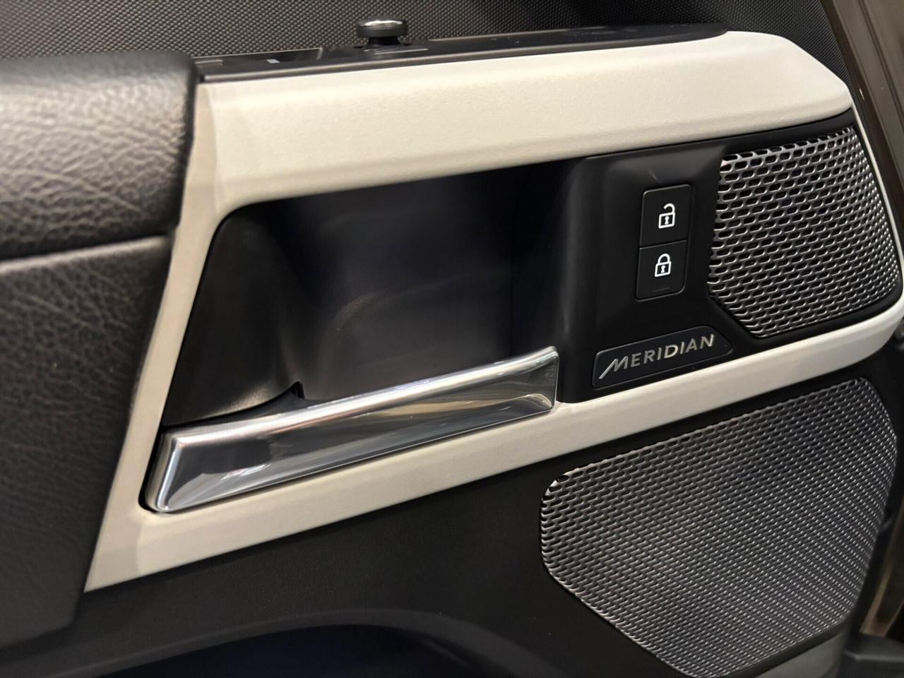 Land Rover Defender 110 2.0 SD4 240CV S AWD WEB Edition