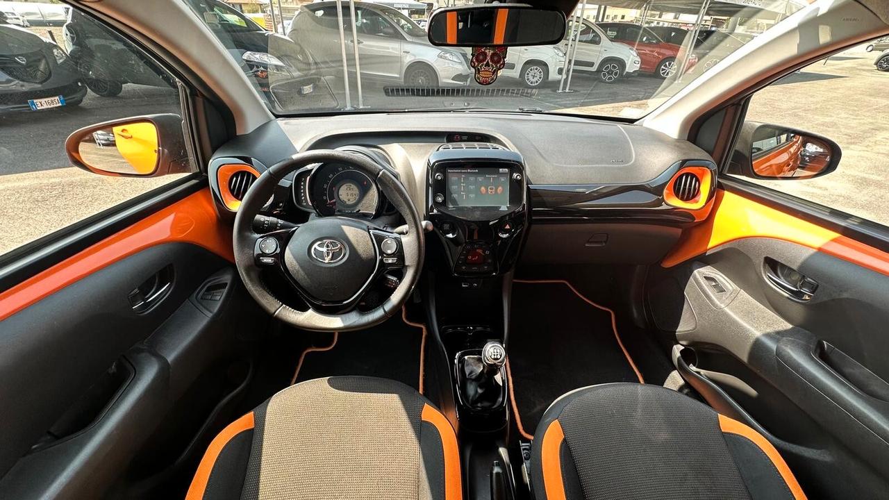 Toyota Aygo 1.0 BENZINA 72 CV KM CERTIFICATI-UNICO PROPRIETARIO