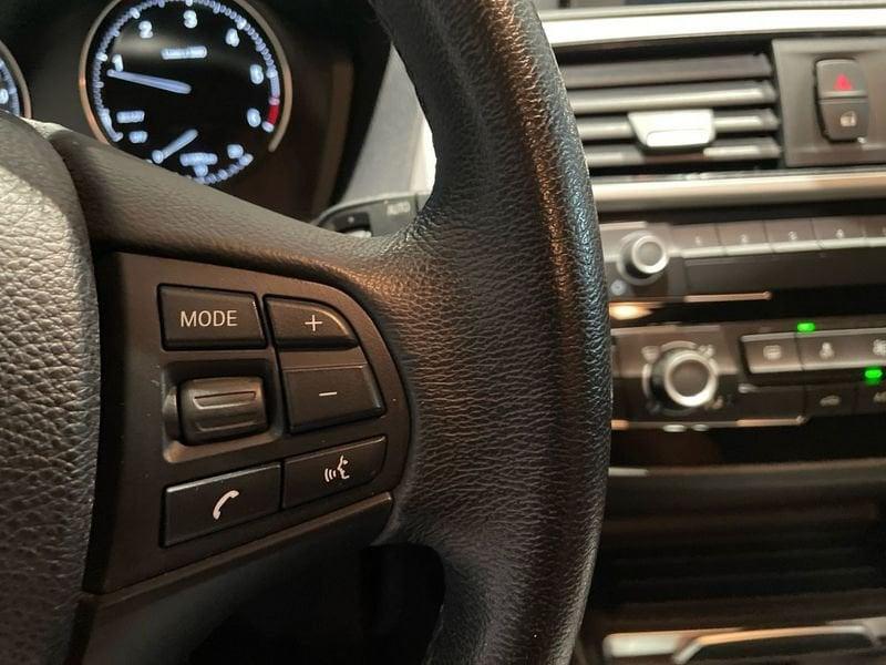 BMW Serie 1 118d Business 5p auto
