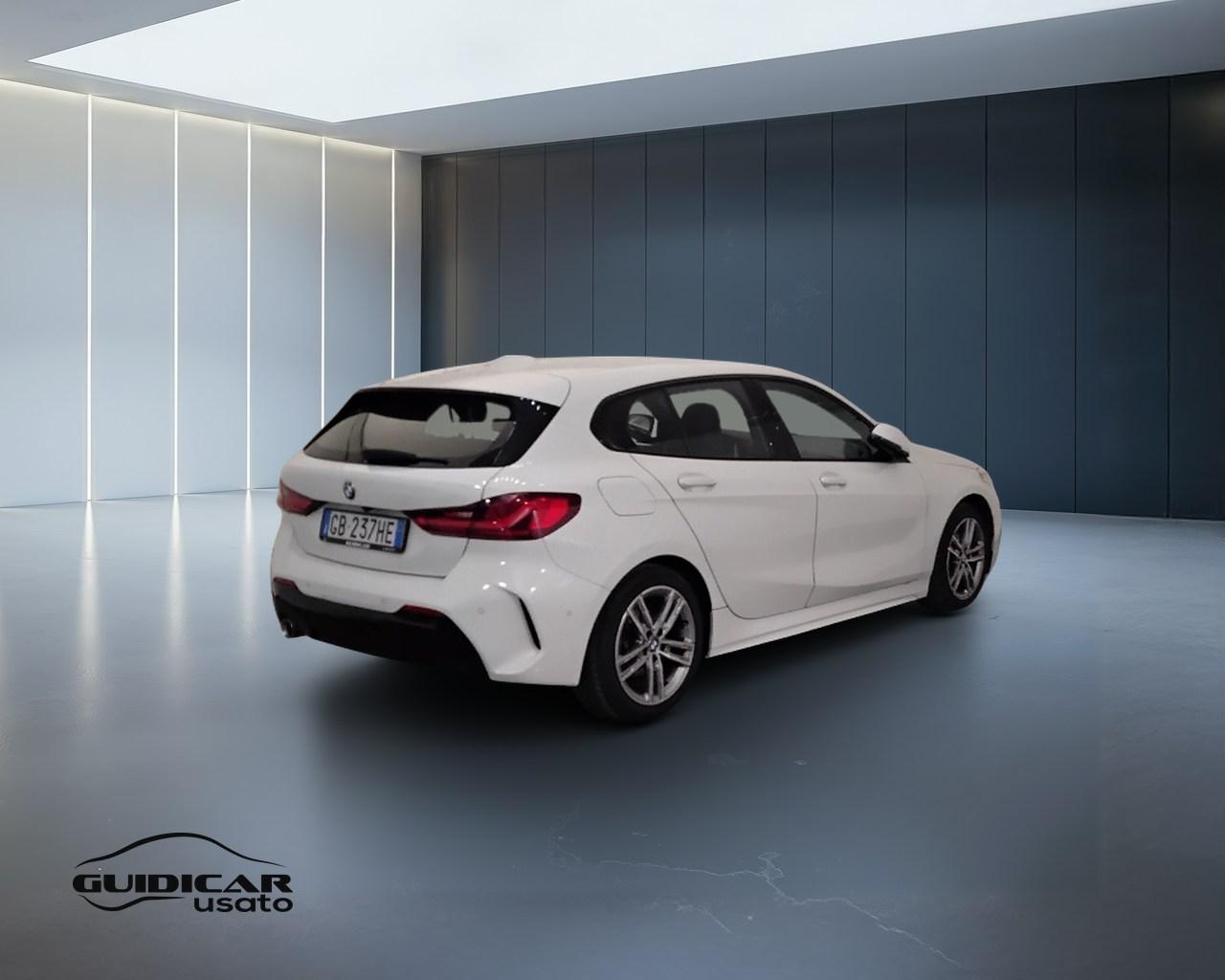 BMW Serie 1 F40 - 116d Msport auto