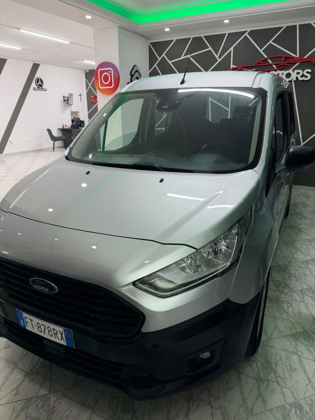 Ford Tourneo Connect 1.5 TDCi 120 CV Titanium