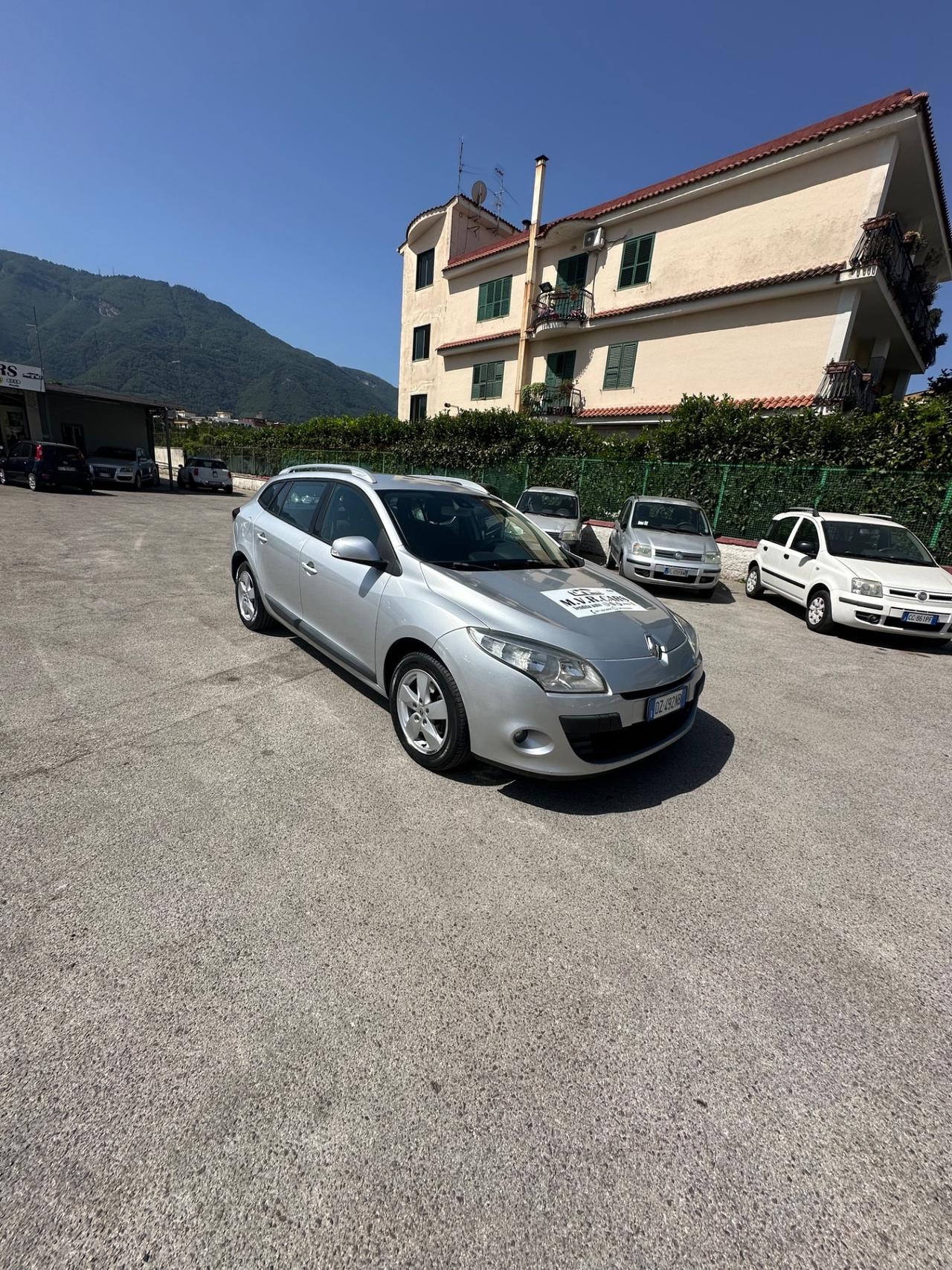 Renault Megane Mégane 1.5 dCi 110CV SporTour Confort