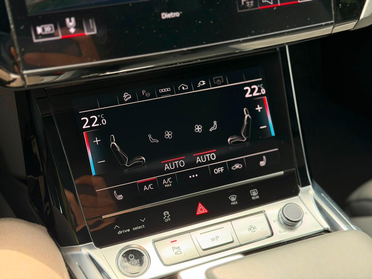 Audi Q8 e-tron 55 quattro S line edition