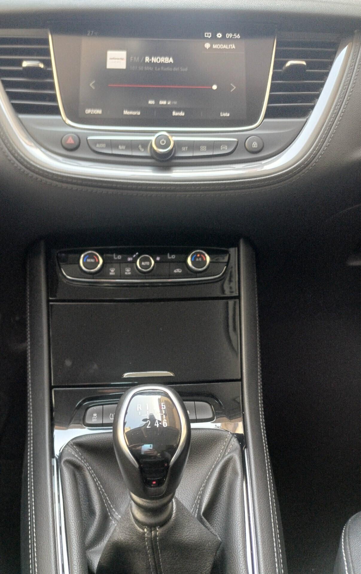 OPEL GRANDLAND X 1.5 DIESEL 130cv BUSINESS EDITION