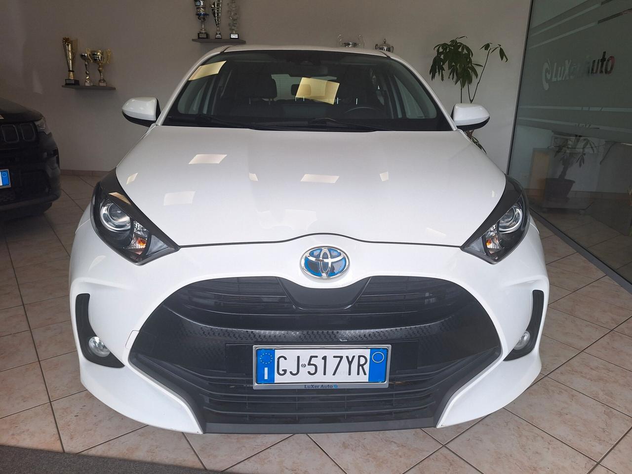 Toyota Yaris 1.5 Hybrid 5 porte Business