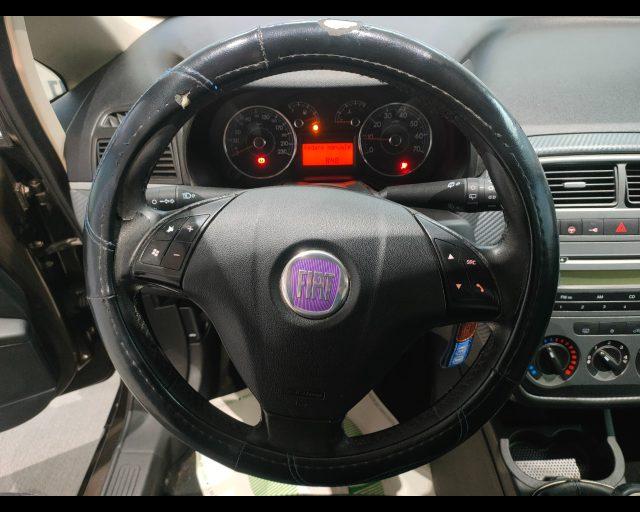 FIAT Grande Punto 5p 1.3 mjt 16v Active c/clima 75cv