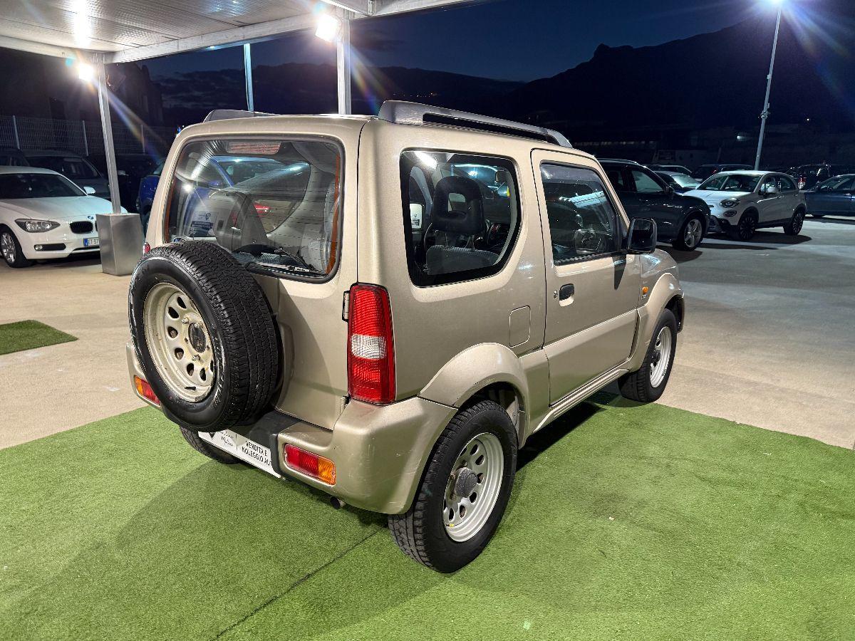 SUZUKI - Jimny 1.5 ddis td 4wd