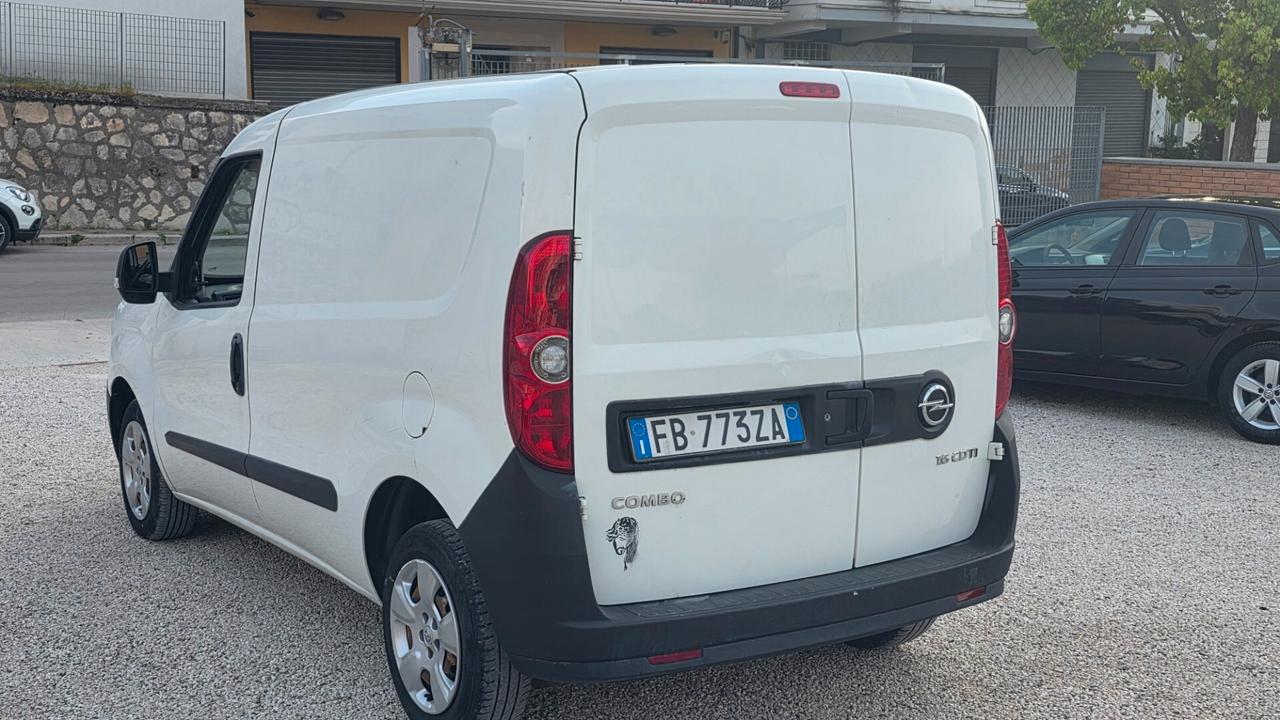 Opel Combo 1.6 CDTI 105CV PC-TN Van (750kg) E5+