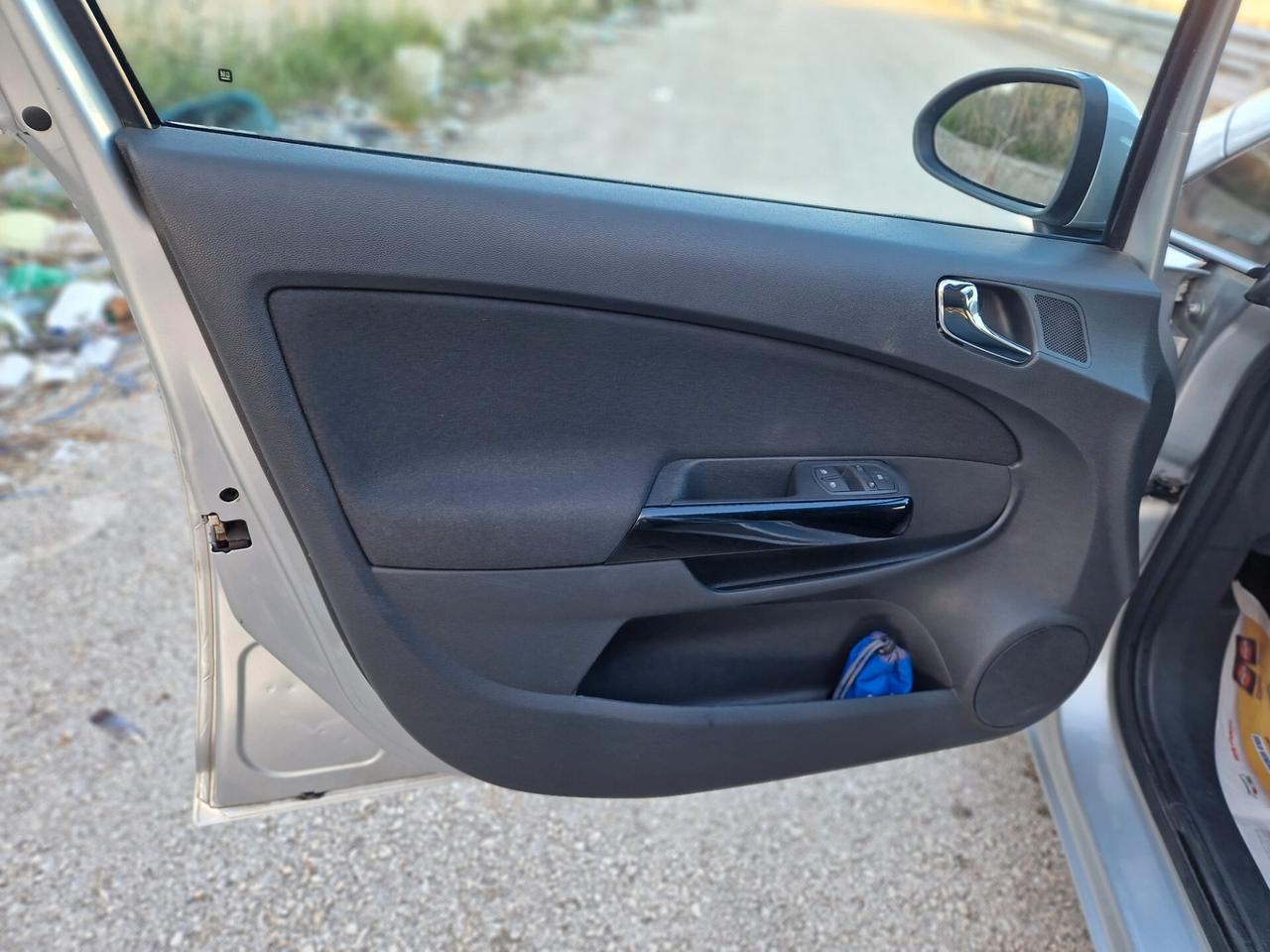 Opel Corsa 1.2 85CV 5 porte GPL-TECH Edition