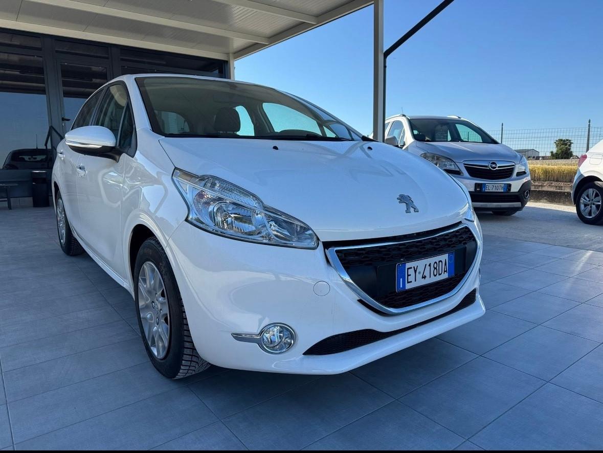Peugeot 208 1.4 HDi 68 CV 5 porte Active