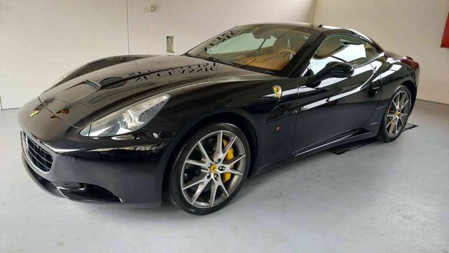 FERRARI California 13000km pari al nuovo IVA esposta