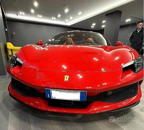 2025 Ferrari 296 "GTS" 3.0cc 662cv