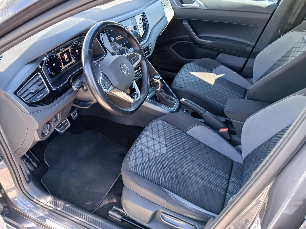 Volkswagen Taigo 1.0 TSI 110 CV DSG R-Line