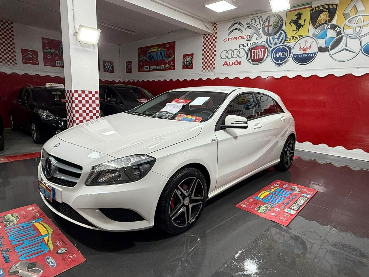 Mercedes-benz A 180 CDI 1.5 109cv Sport - 2015