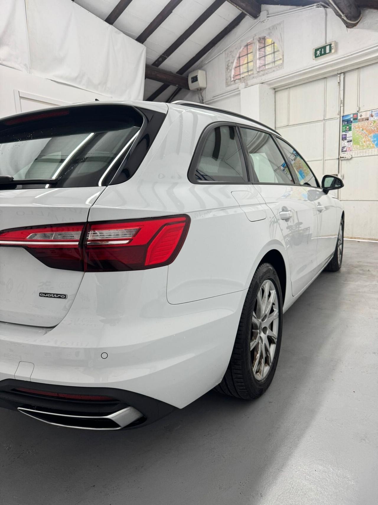 Audi A4 Avant 40 TDI S tronic line edition