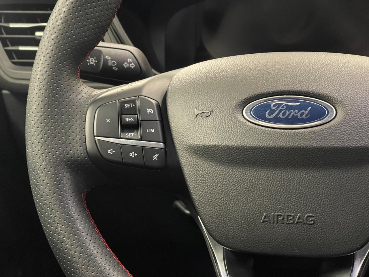 Ford kuga 1.5 120cv st-line nuova