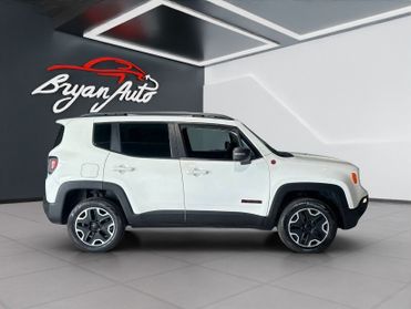 Jeep Renegade 2.0 Mjt 170CV 4WD Active Drive Trailhawk