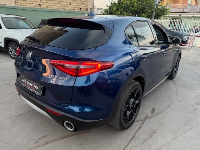 Alfa Romeo Stelvio 2.2 Turbodiesel 160 CV AT8 RWD Business