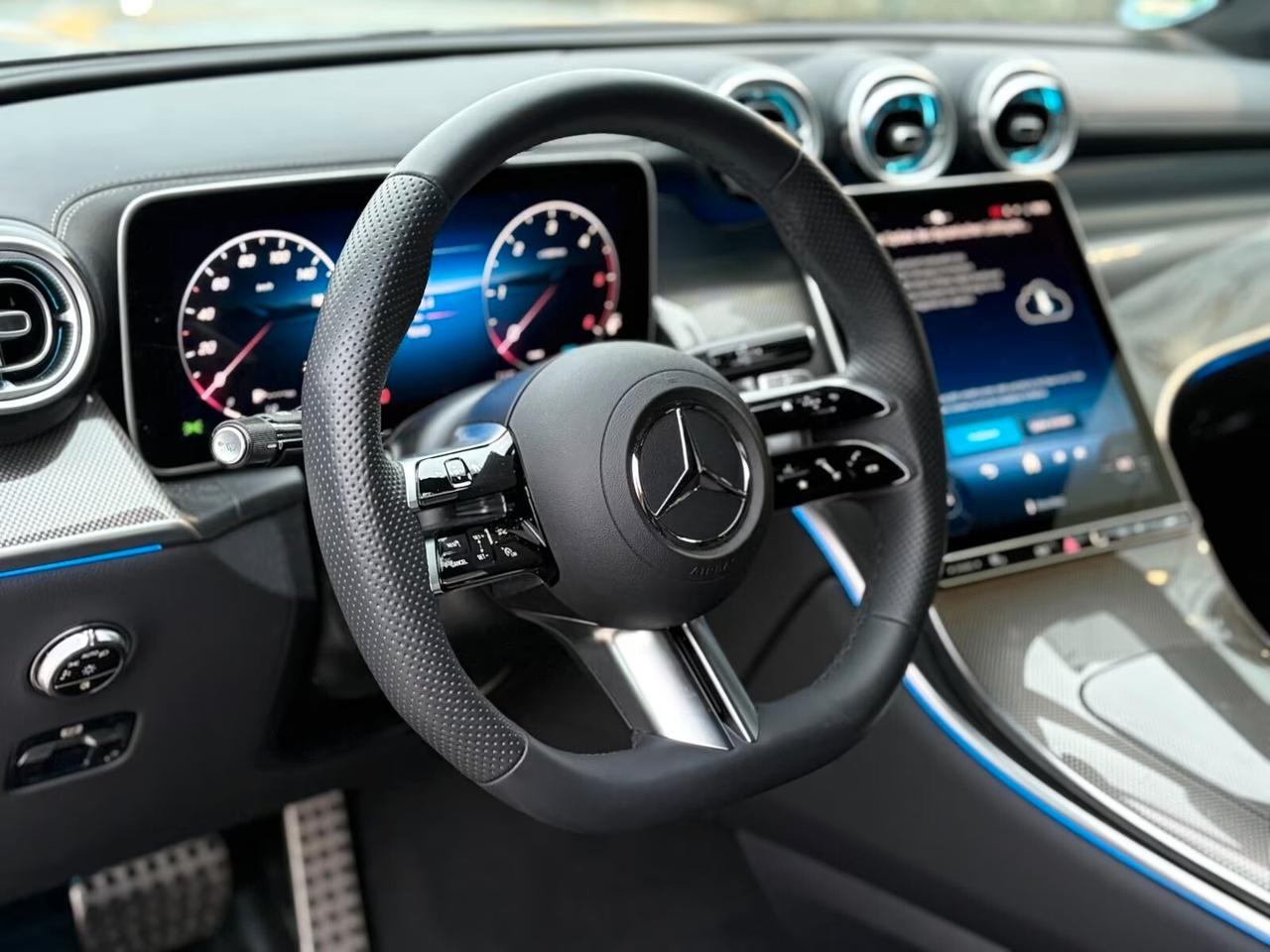MERCEDES-BENZ*GLC*220d*4MATIC*COUPE*AMG*LINE*ADVANCED*PLUS*BURMESTER*DIGITAL-LIGHT*