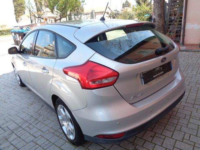 Ford Focus 1.6 120 CV GPL Plus NESSUN VINCOLO DI FINANZIAMENTO