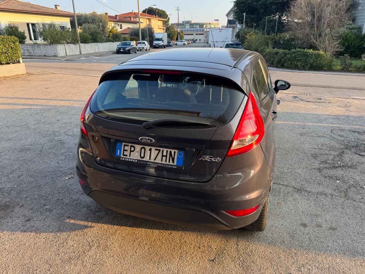 Ford Fiesta 1.4 TDCi 70CV 5 porte Titanium