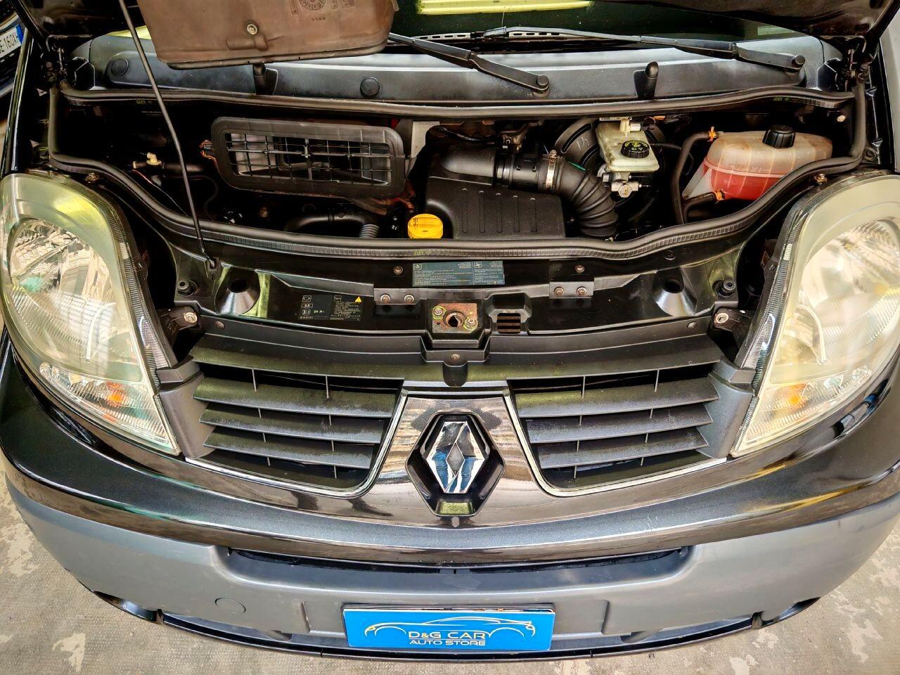 Renault Trafic 8 Posti 2.0 DCi Passenger