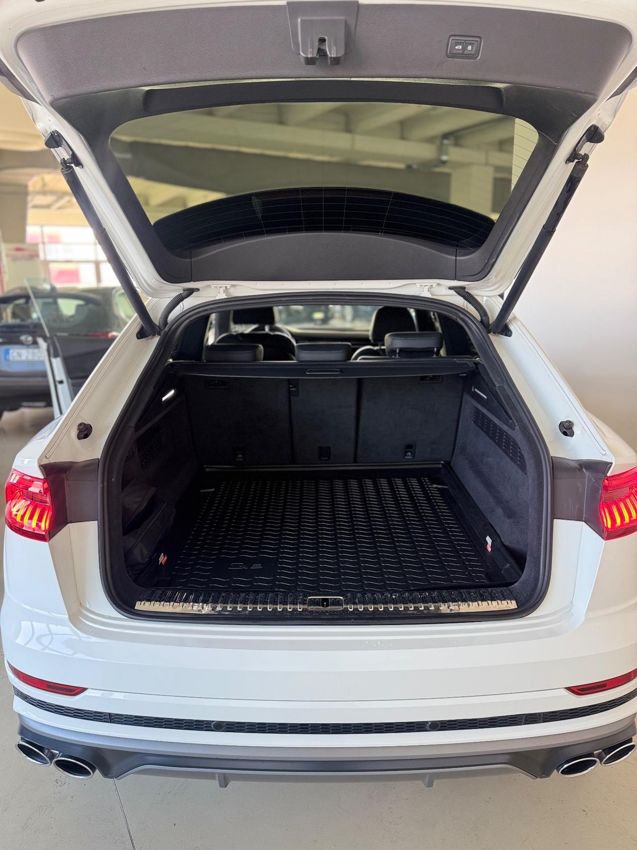 AUDI Q8 55 3.0 TFSI 340 CV IVA ESPOSTA SERVICE AUDI