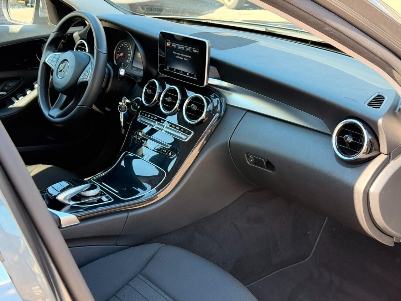 Mercedes-benz C 180 d Auto Business