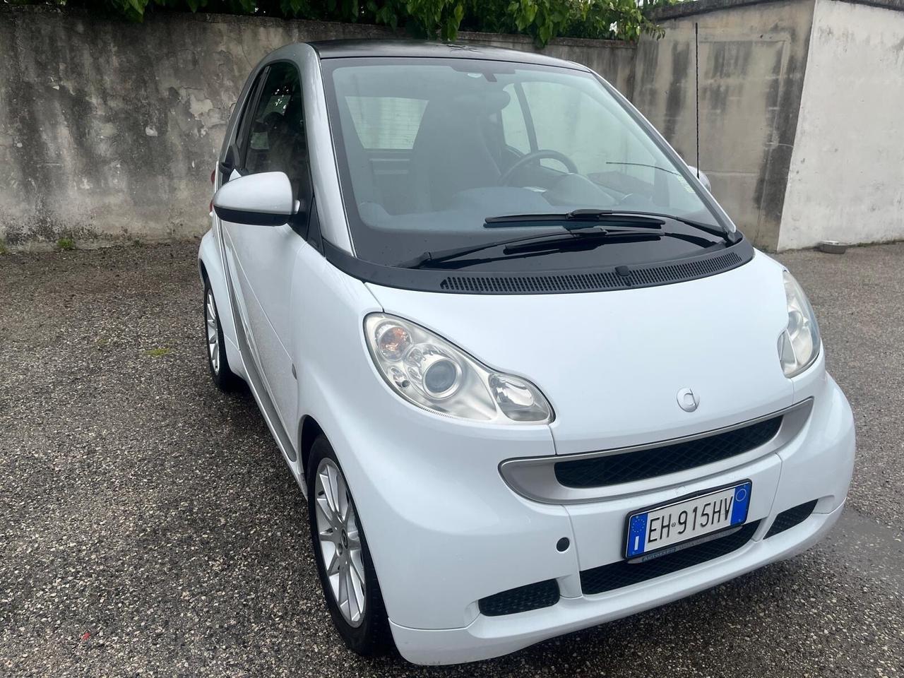 Smart for two 1.0 mhd - passion/navi -2012